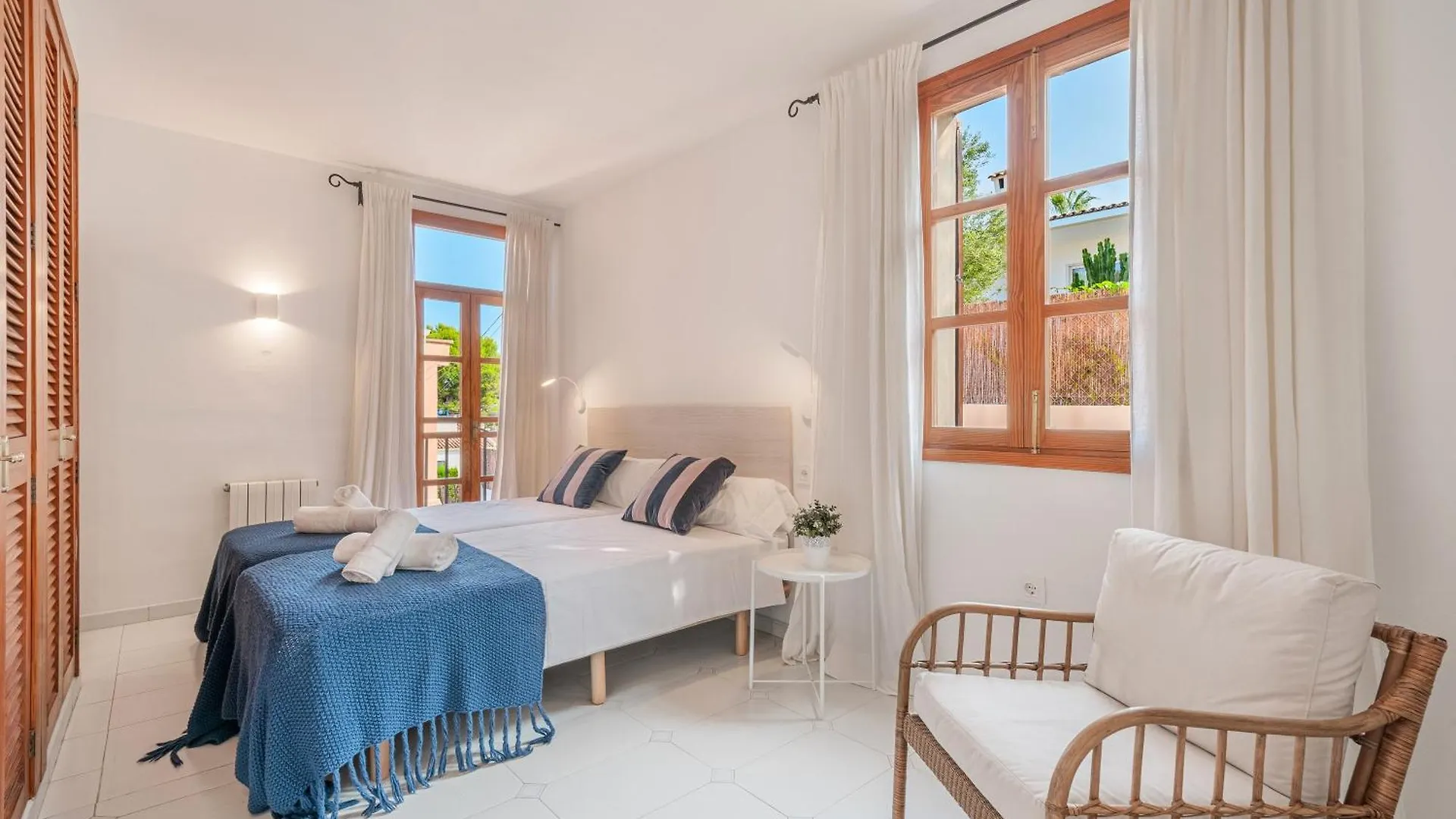 Ca Na Luisa-Residential Area Villa Palmanova Vakantiehuis